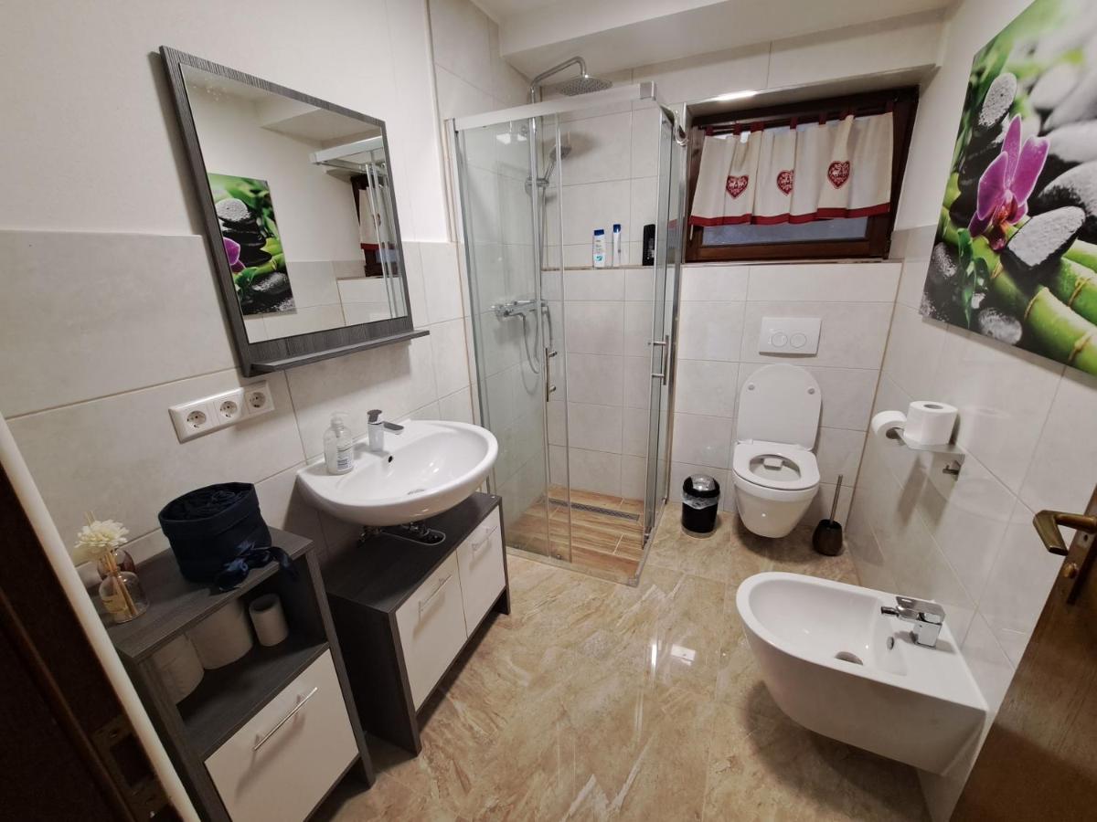 Schoene Wohnung Am Georgenberg Reutlingen Eksteriør bilde